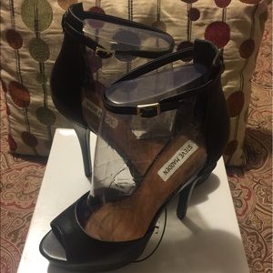 👉🏾Brand New👈🏾Steve Madden pumps